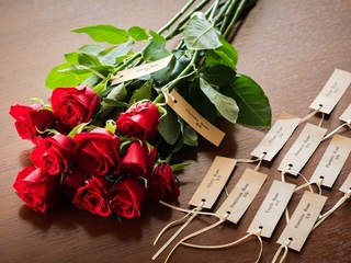 ◆12本のバラの花束／想いを込めて愛の告白を（イメージ）